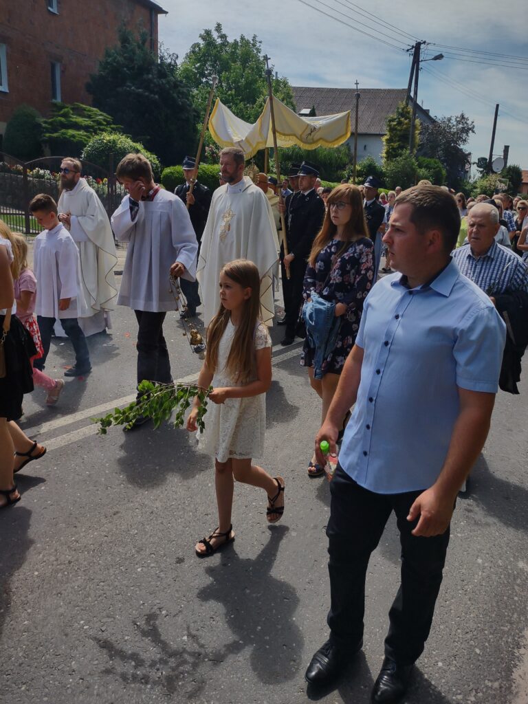 Boże Ciało w Giewartowie ZDJĘCIA
