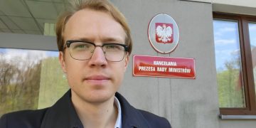 Słupczanin będzie pracował w Kancelarii Premiera