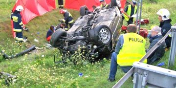 Podwójna śmierć. Po 8 latach usłyszał zarzuty