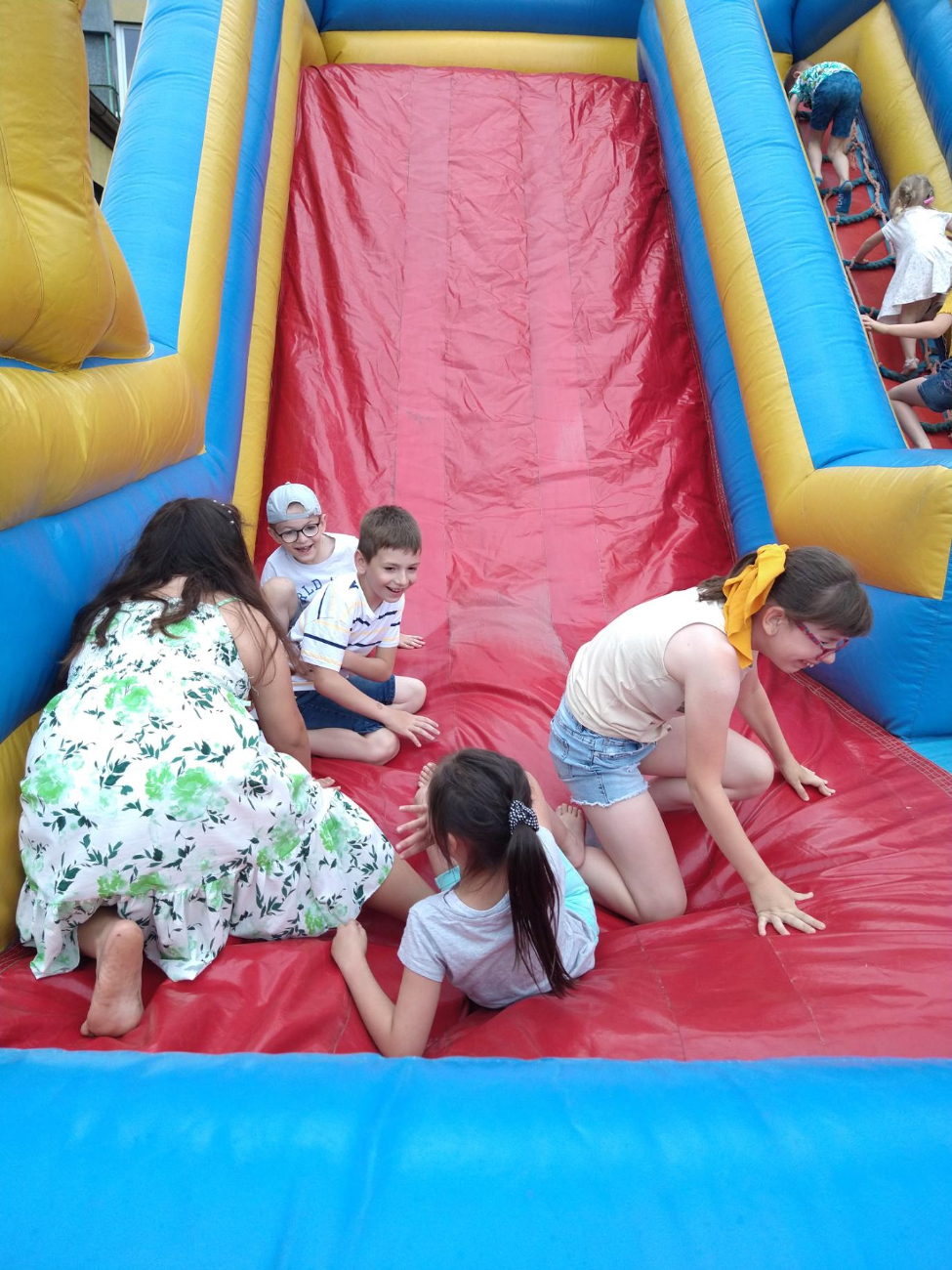 W Drążnej uratowali kierowcę – festyn rodzinny