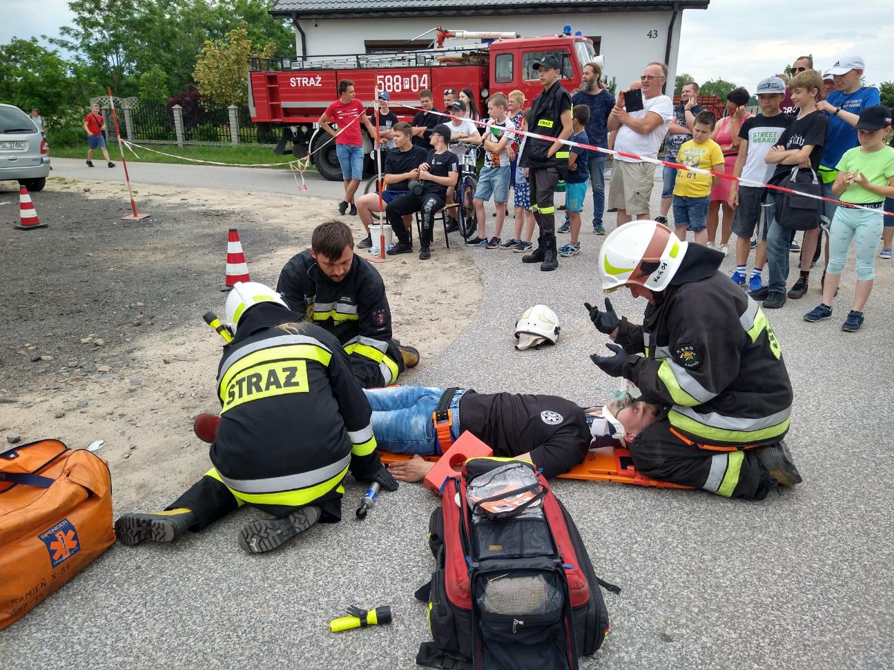 W Drążnej uratowali kierowcę – festyn rodzinny