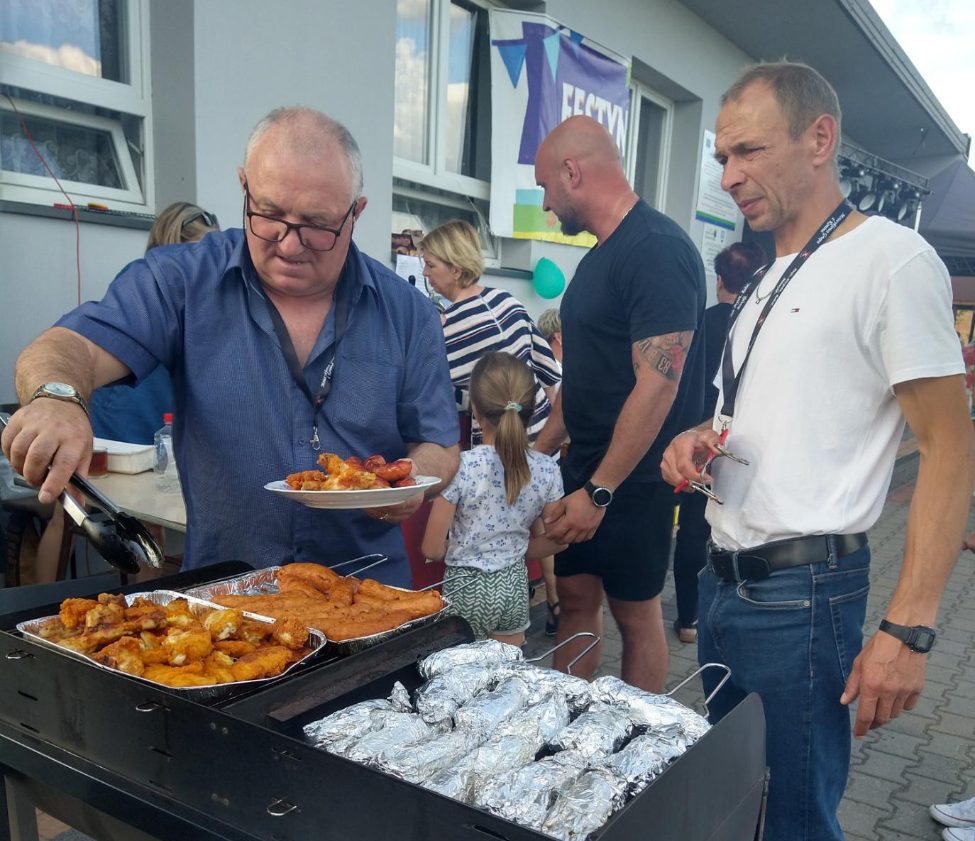 W Dziedzicach bawiły się  trzy pokolenia mieszkańców