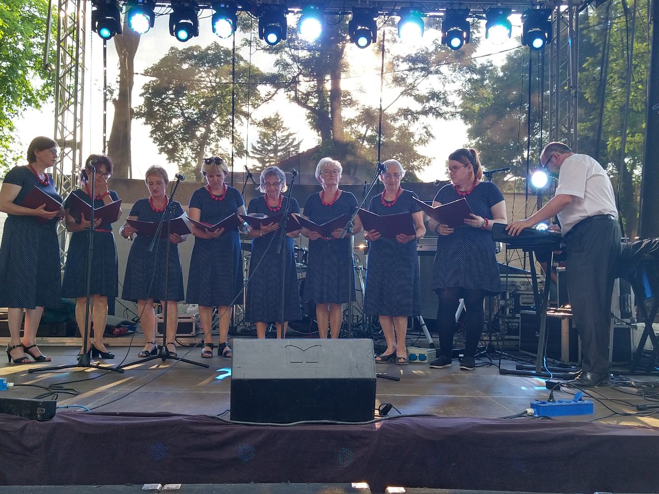 Kilkaset osób bawiło się na Wiankach w Ciążeniu