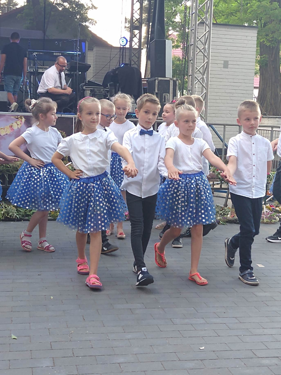 Kilkaset osób bawiło się na Wiankach w Ciążeniu