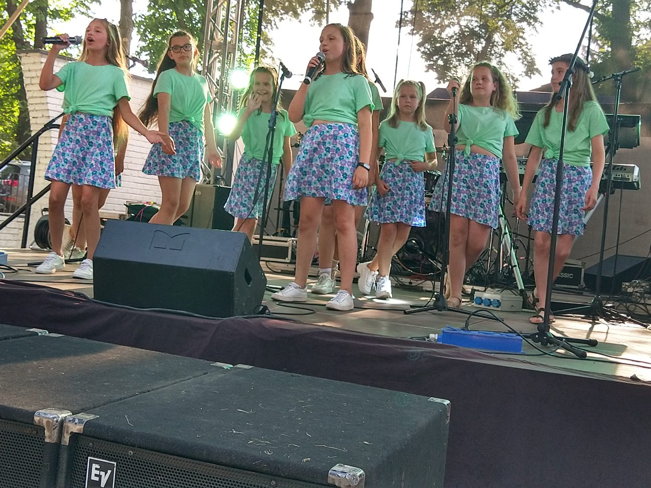 Kilkaset osób bawiło się na Wiankach w Ciążeniu