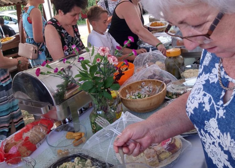 Szparagi królowały na stole w Gółkowie