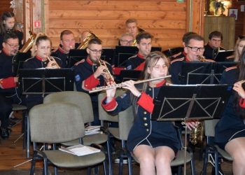 Zagrali w Ostrowie Kościelnym