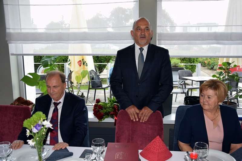 Pożegnali sekretarza gminy