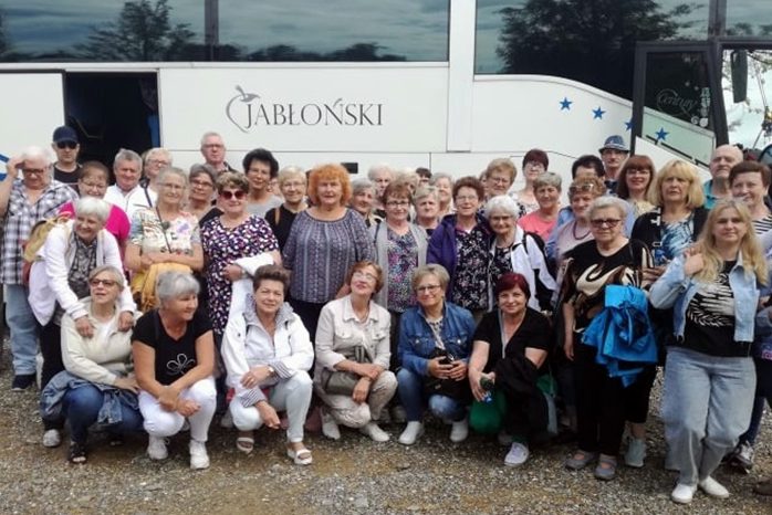 Seniorzy zwiedzili Arboretum w Wojsławicach