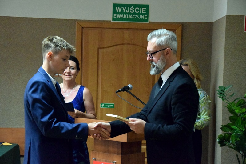 Strzałkowo: Klasy ósme zakończyły rok szkolny