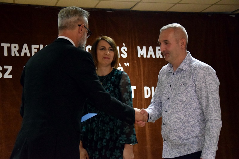 Strzałkowo: Klasy ósme zakończyły rok szkolny