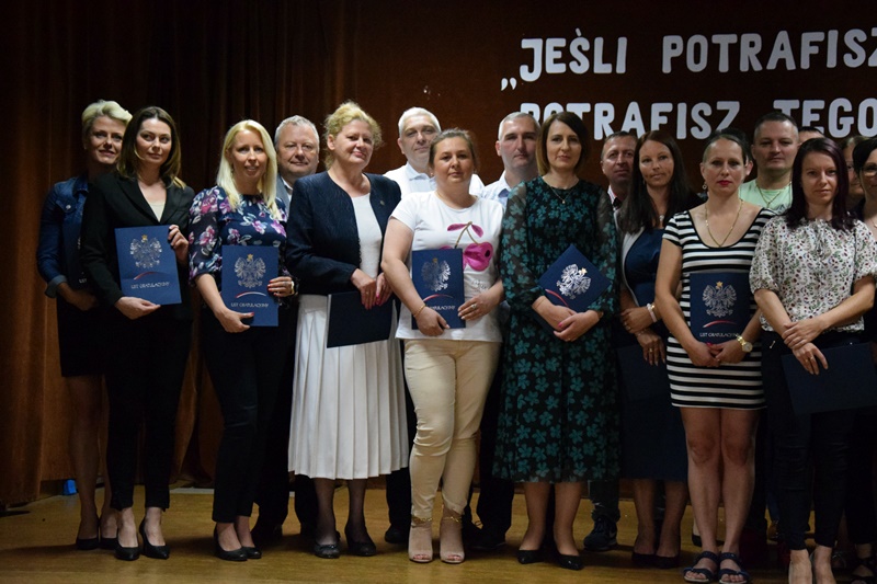 Strzałkowo: Klasy ósme zakończyły rok szkolny