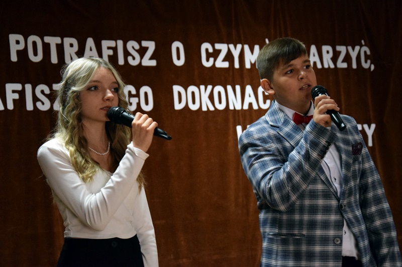 Strzałkowo: Klasy ósme zakończyły rok szkolny