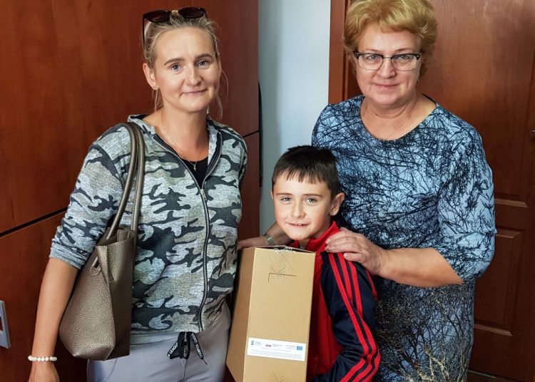 Gmina rozdała 51 laptopów