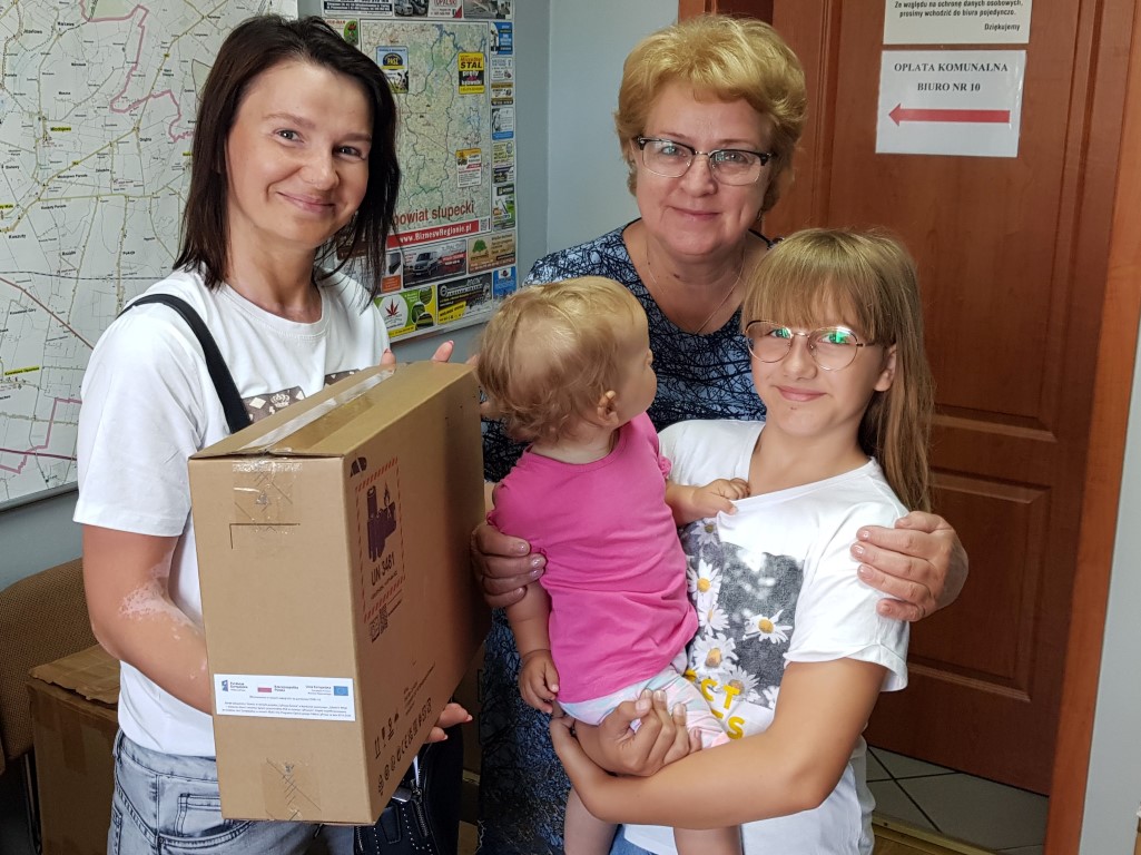 Gmina rozdała 51 laptopów