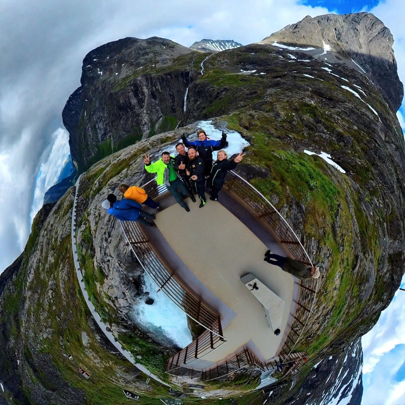 Motocyklami po Norwegii. Ciekawa wyprawa słupczan ZDJĘCIA