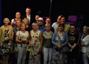 Lądkowscy seniorzy na koncercie