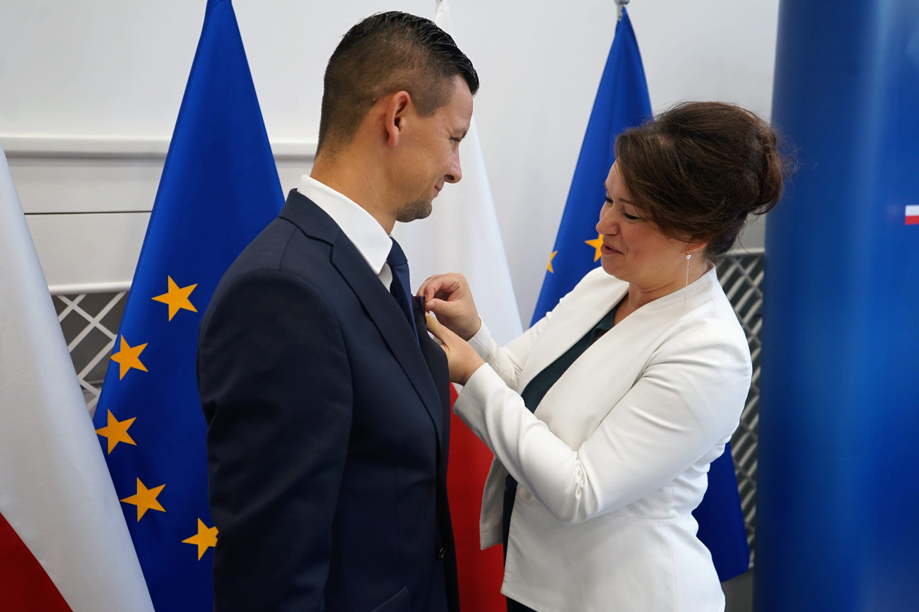 Wójt dostał Brązowy Krzyż Zasługi