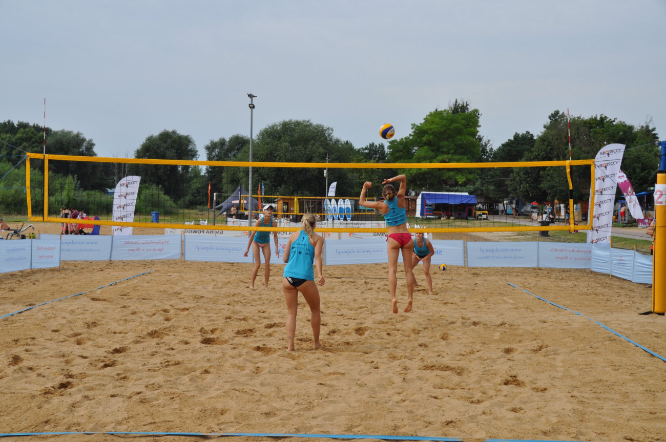 Siatkarskie święto w Przybrodzinie ZDJĘCIA