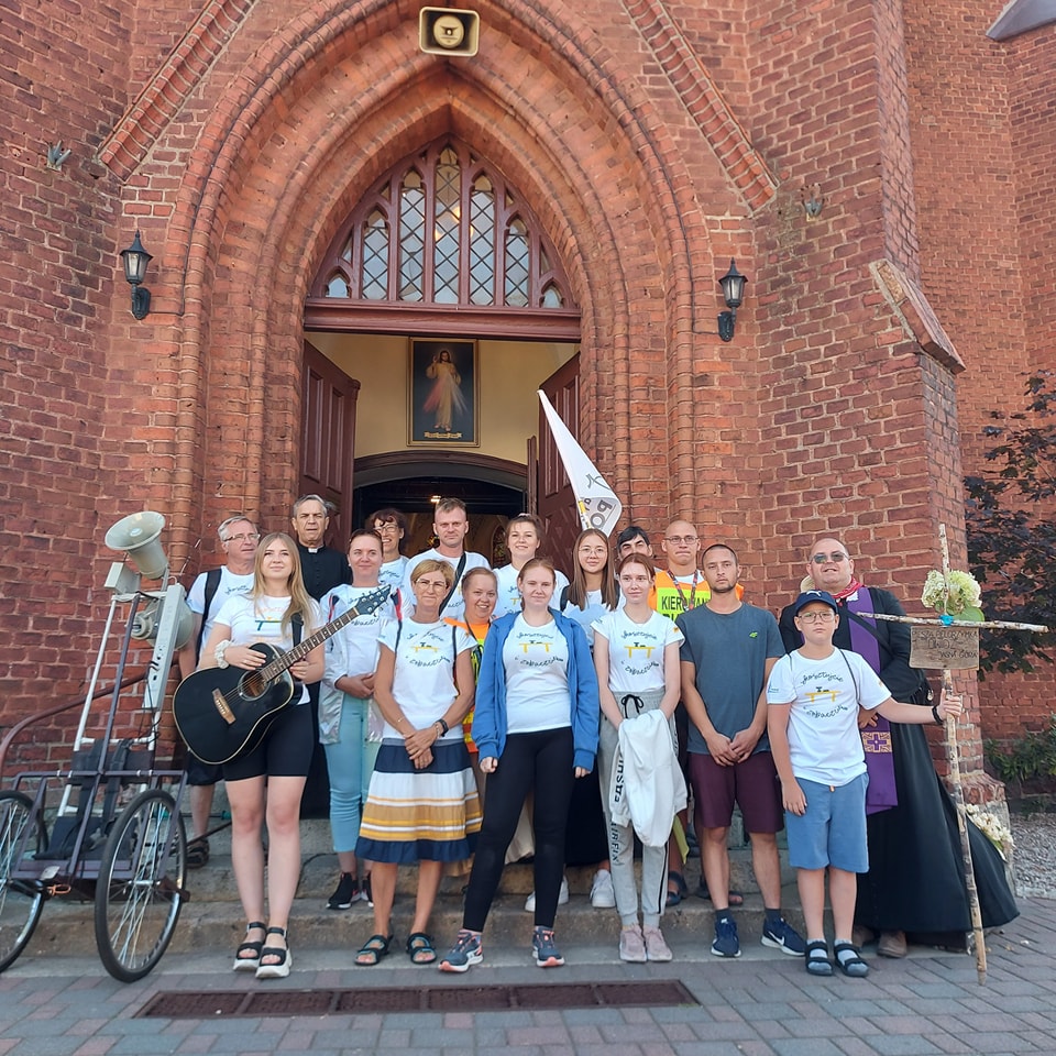 Z Powidza na Jasną Górę. Pielgrzymka już w drodze