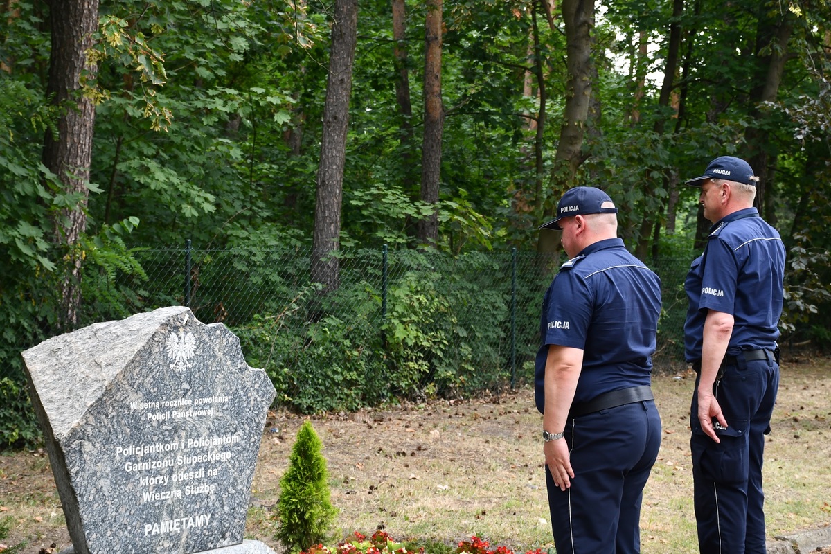 Pamiętają o poległych i zmarłych policjantach