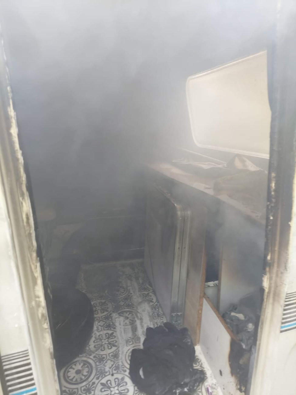 Paliła się przyczepa kempingowa