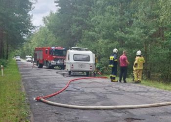 Paliła się przyczepa kempingowa