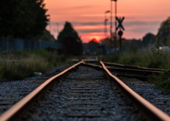 Czasowo zamknięty przejazd kolejowy