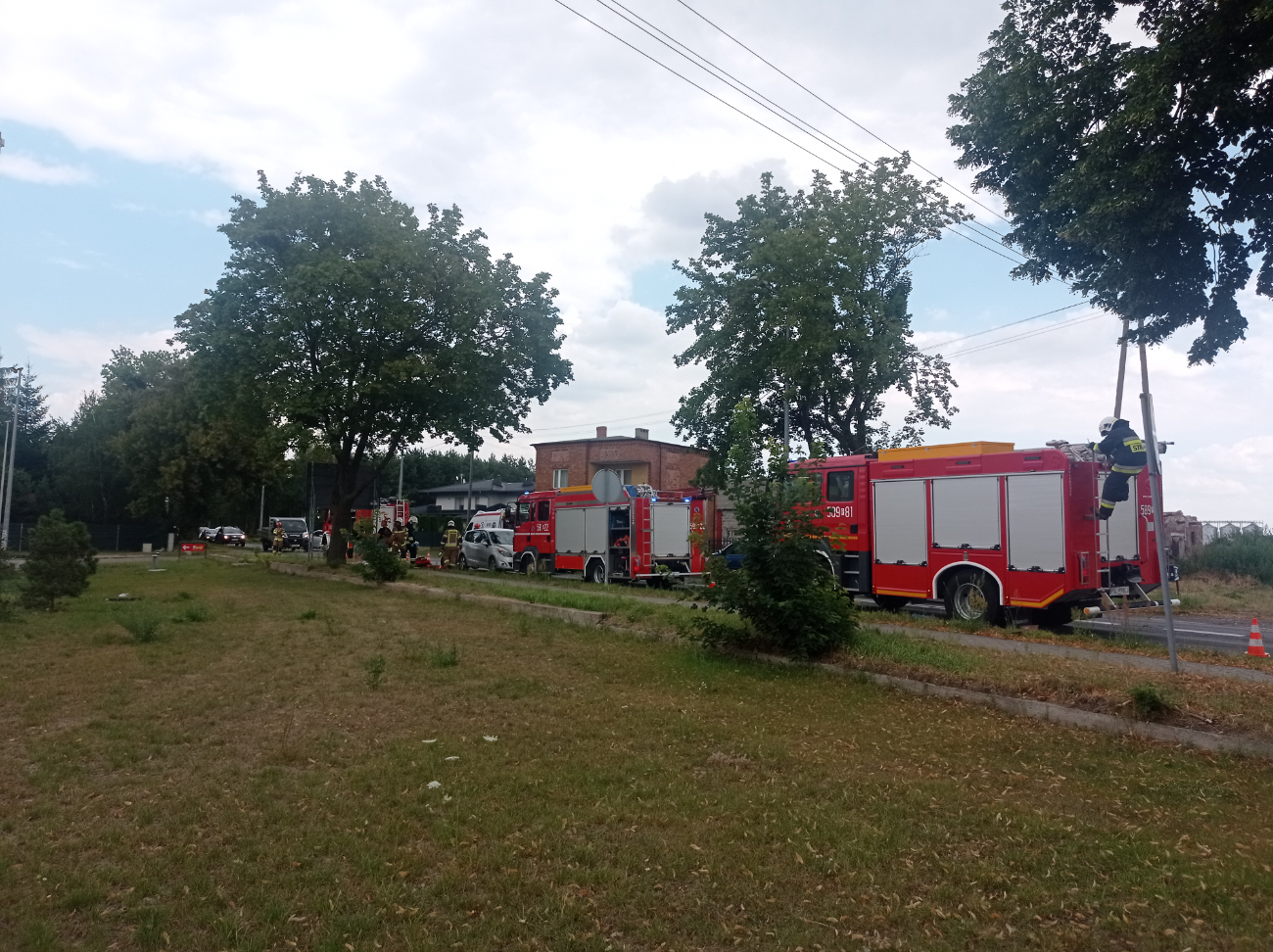 Wypadek za rondem na Kleczewskiej