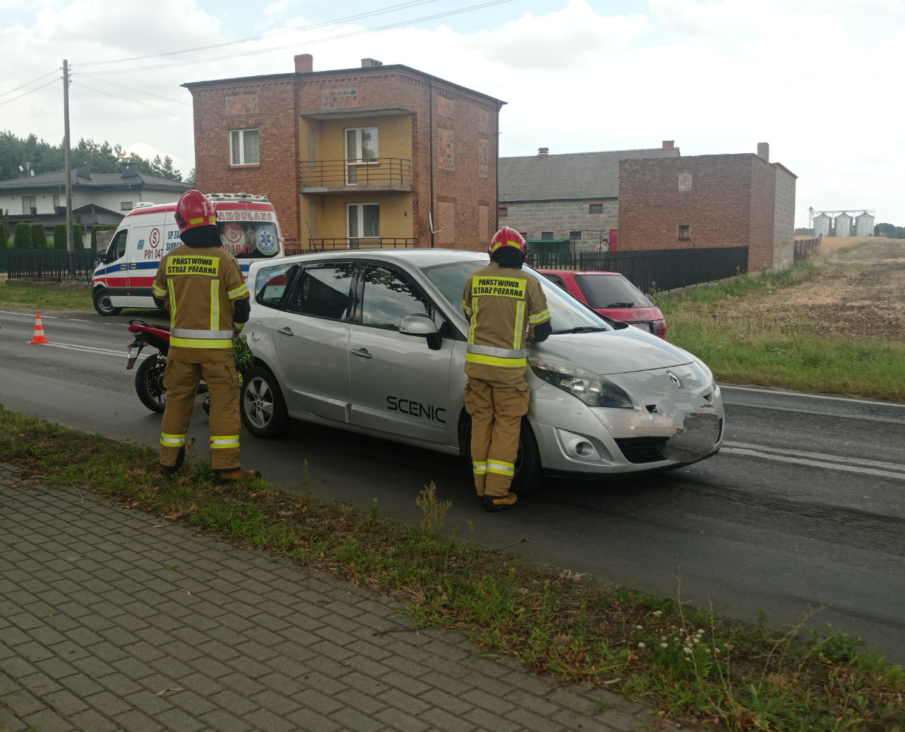 Wypadek za rondem na Kleczewskiej
