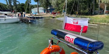 Akcja na jeziorze. Interweniowali strażacy