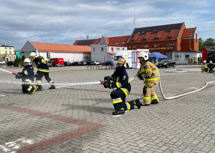 45 strażaków zdało egzamin