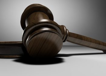 Prowadzi w Strzałkowie biuro. Ma zarzuty