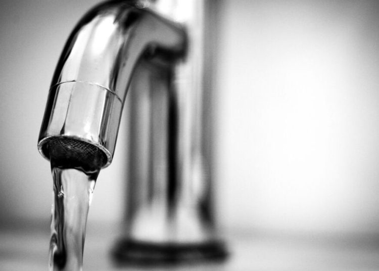 Prośba o racjonalne korzystanie z wody