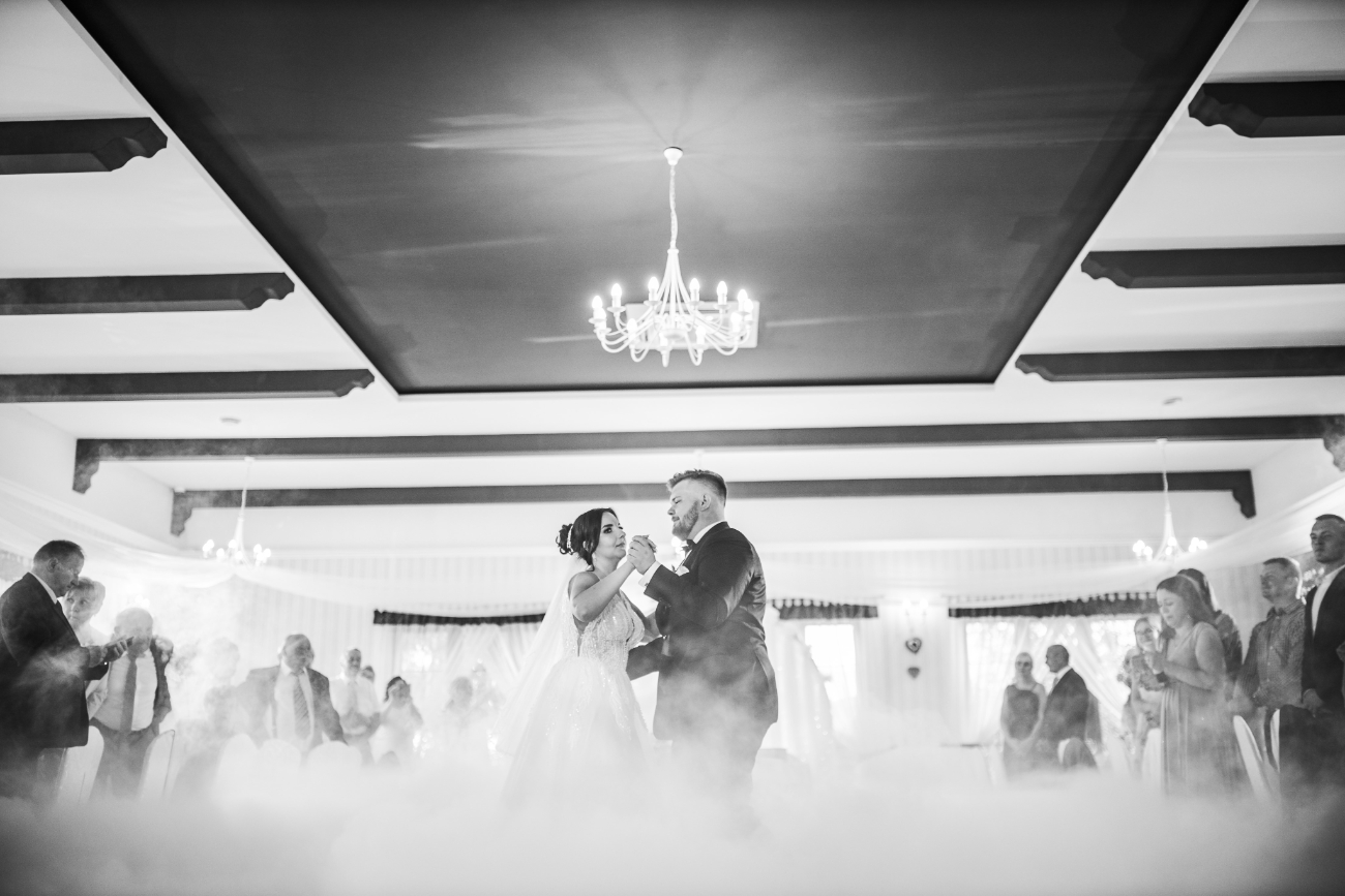 Martyna i Bartosz. Wszystkiego najlepszego!