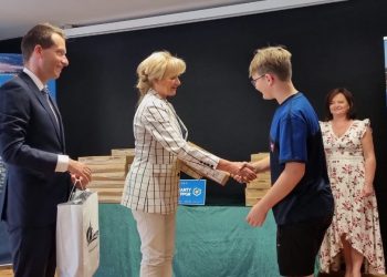 Ponad 92 tys. zł na laptopy