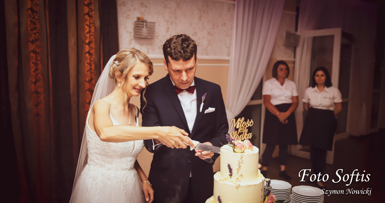 Agnieszka i Tomasz. Samych pięknych dni!