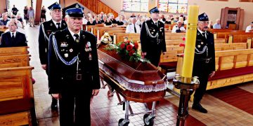 Druhowie z Kamienia odprowadzili w ostatnią drogę śp. dh Nierychłego