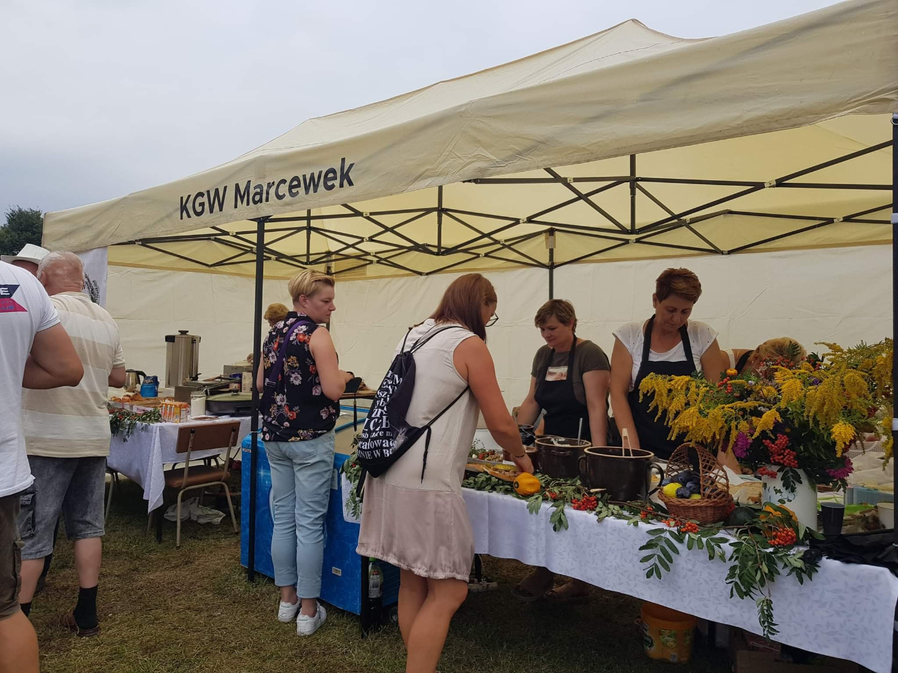 Dożynki parafialne w Młodojewie