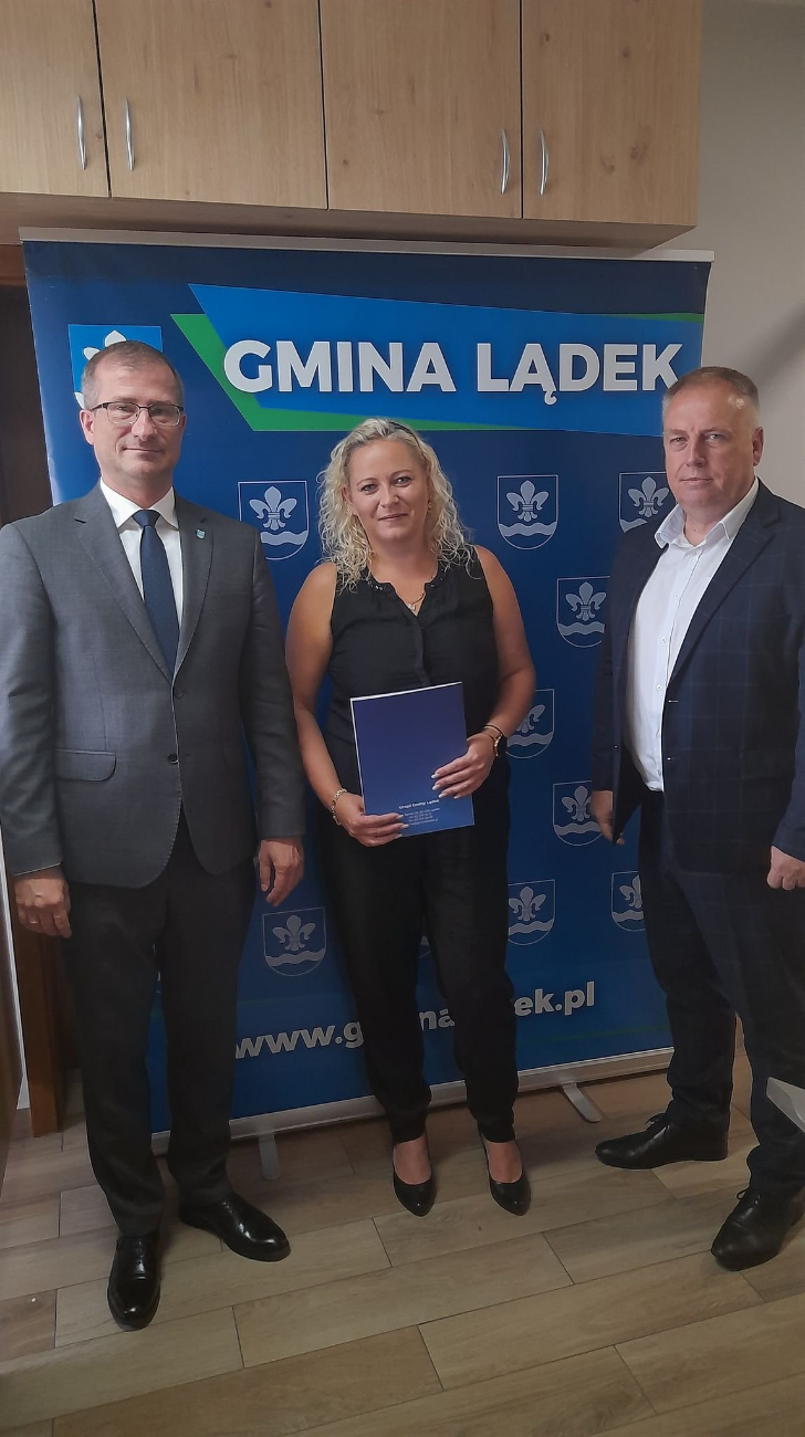 Nauczycielskie awanse w gminie Lądek