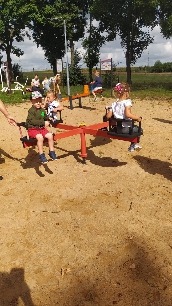 Dożynki parafialne w Młodojewie