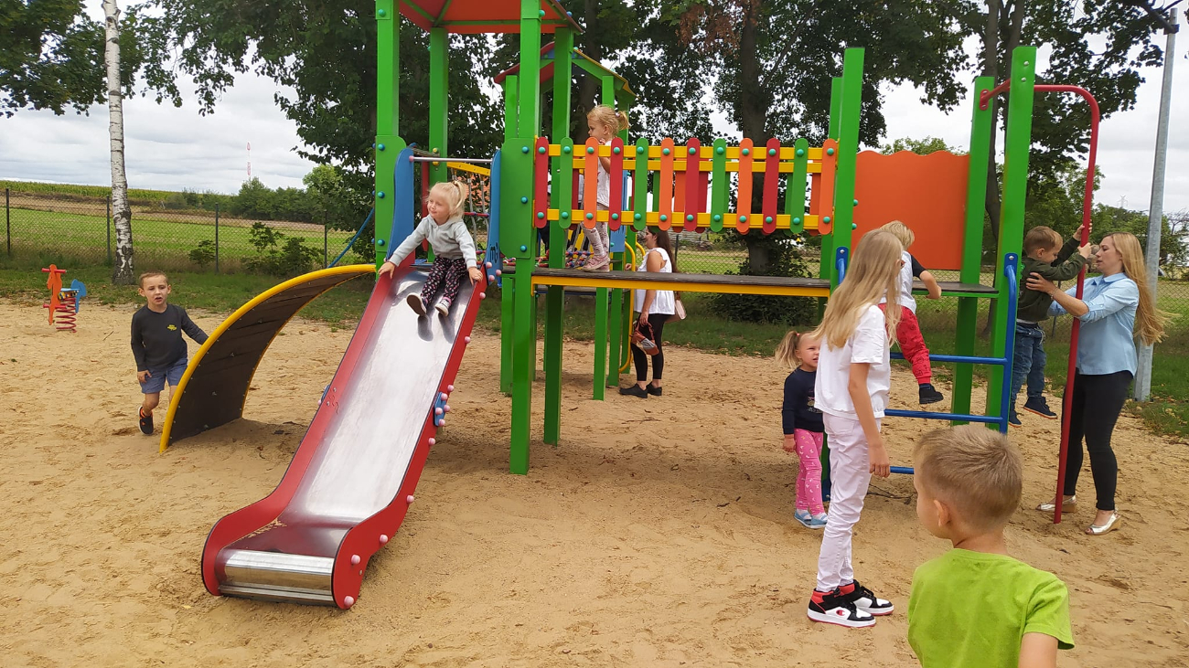 Dożynki parafialne w Młodojewie