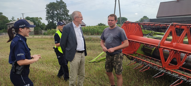 Policja i inspekcja pracy u rolników. Co robili?
