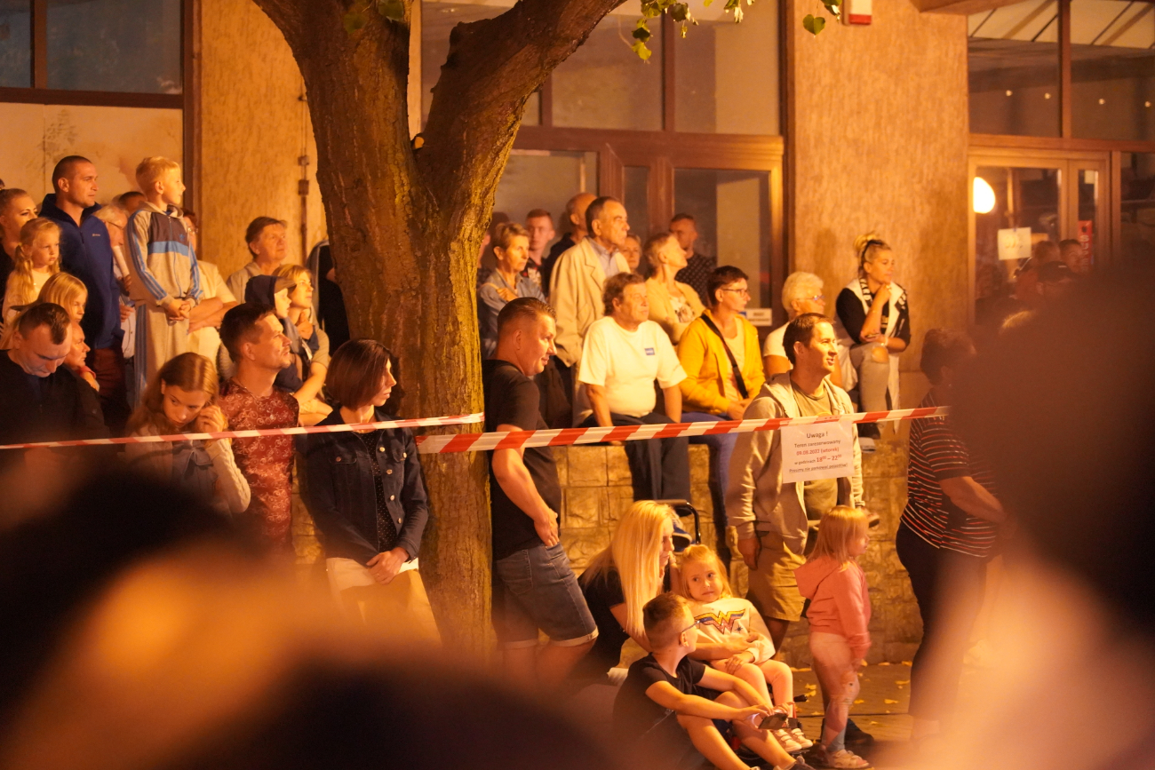 Słupecki rynek w ogniu. Patrzyły na to setki słupczan