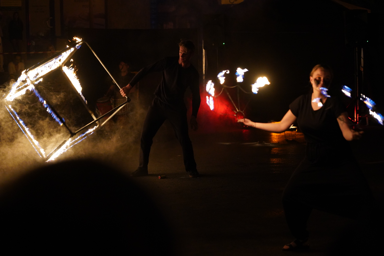Słupecki rynek w ogniu. Patrzyły na to setki słupczan