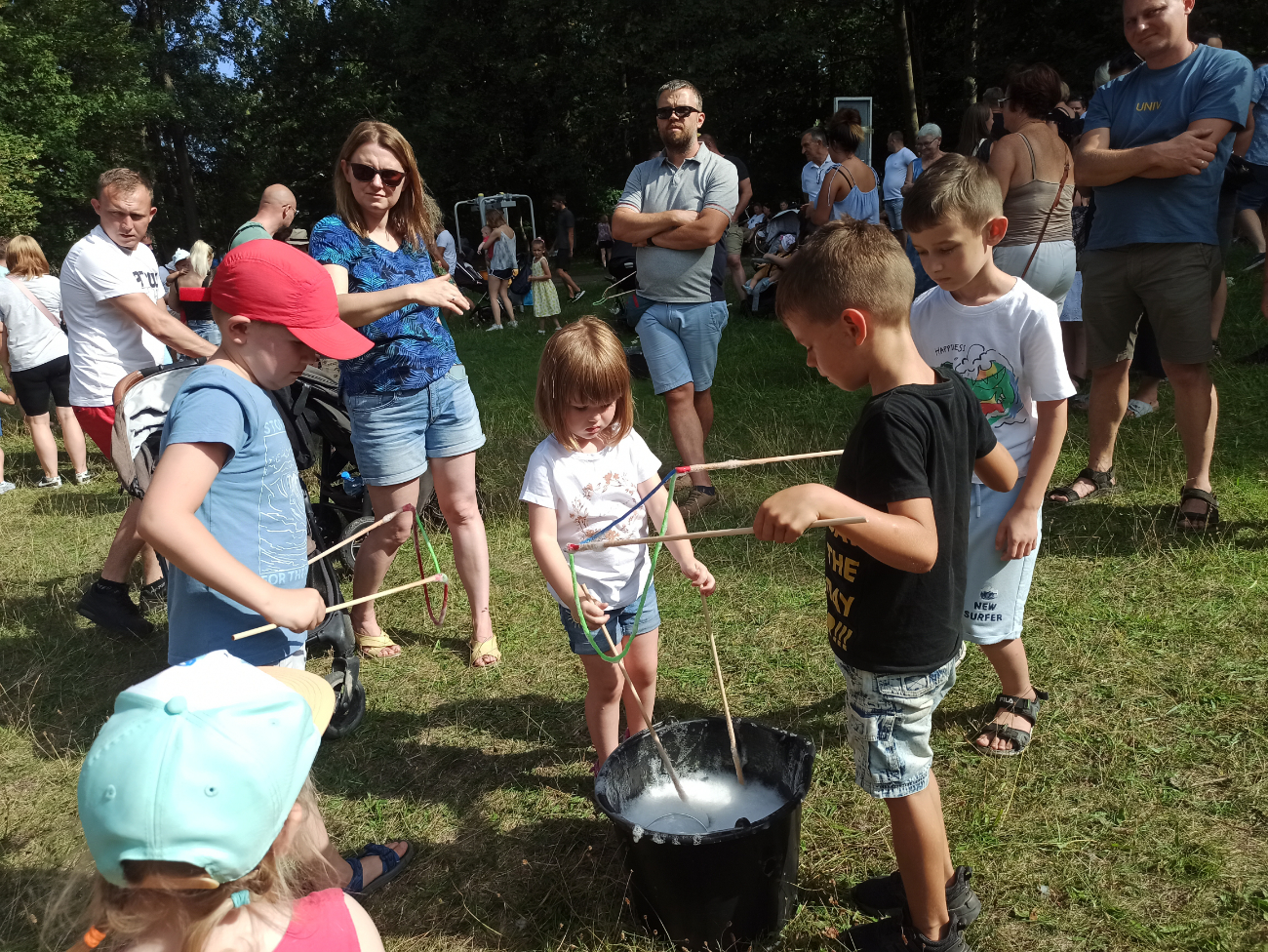 Tłumy słupczan nad jeziorem. Zobacz zdjęcia