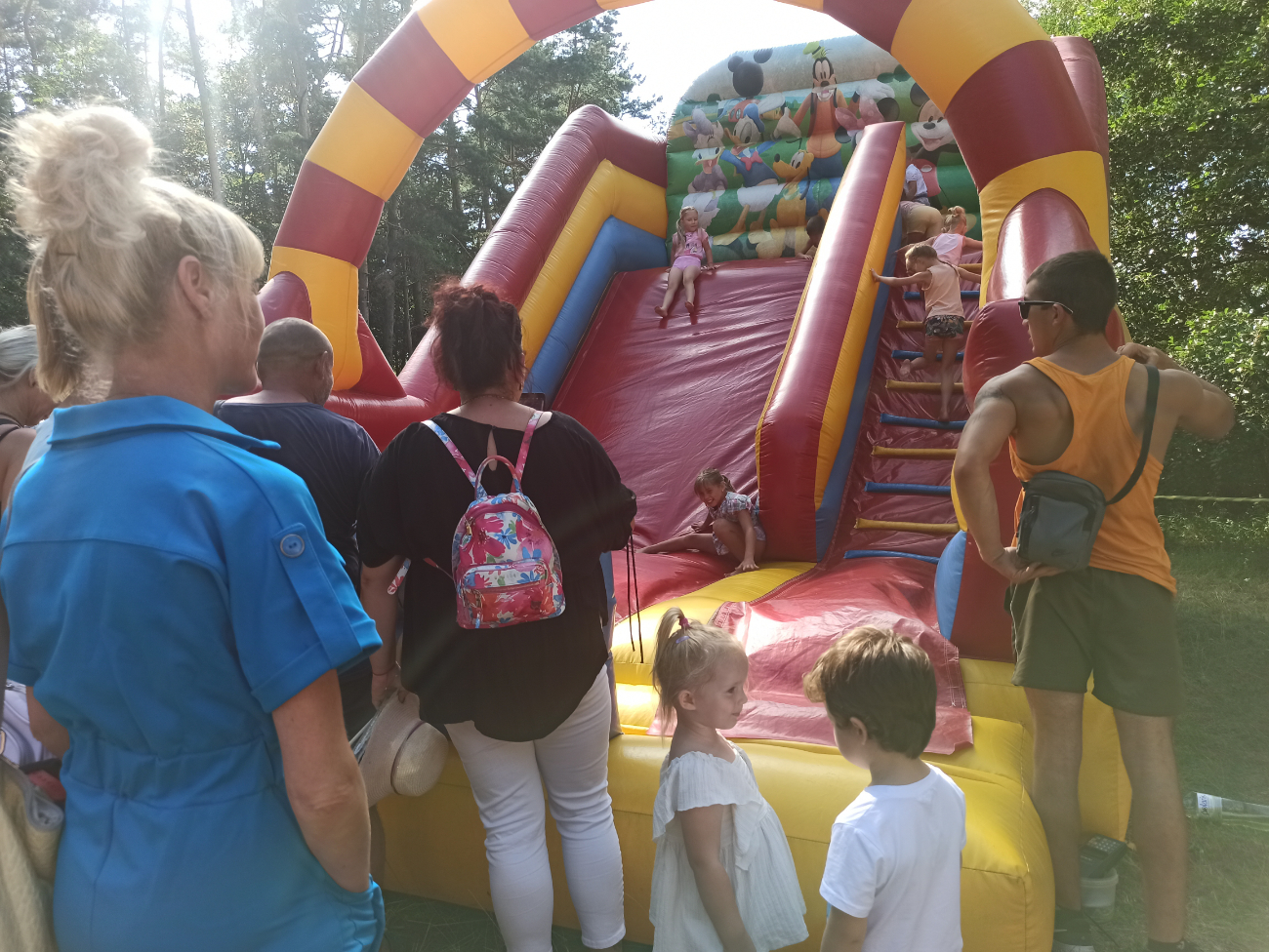 Tłumy słupczan nad jeziorem. Zobacz zdjęcia