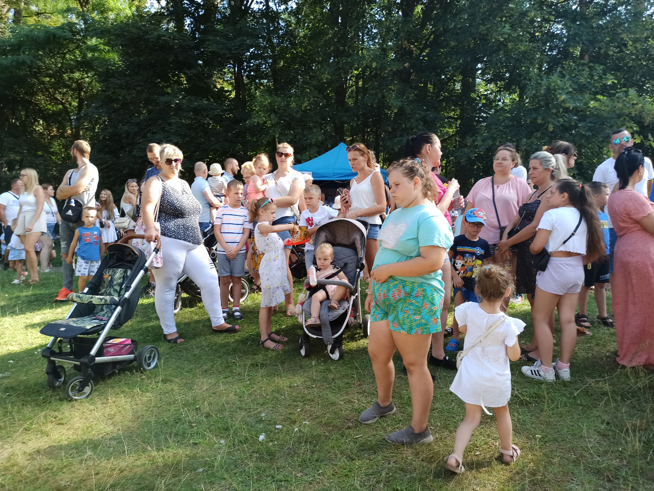 Tłumy słupczan nad jeziorem. Zobacz zdjęcia