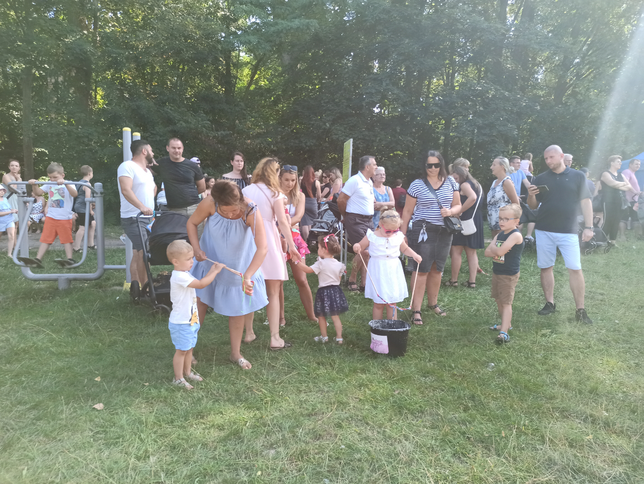 Tłumy słupczan nad jeziorem. Zobacz zdjęcia