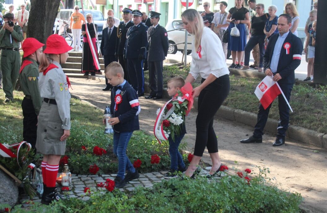 Słupca oddała hołd Powstańcom. Zawyły syreny